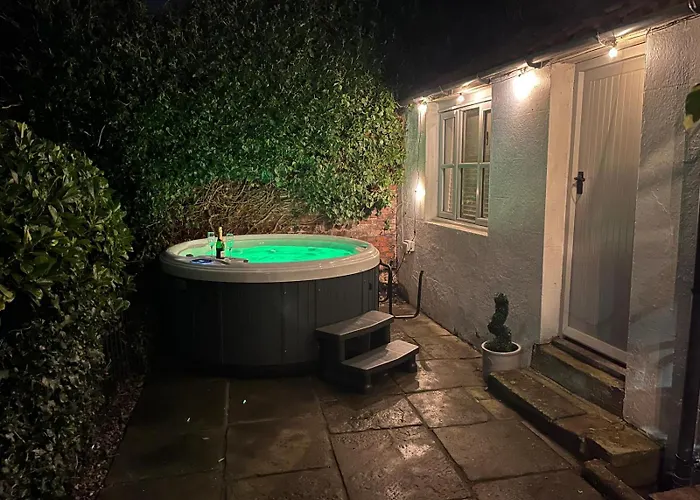 Sunshine Holiday home Whitby